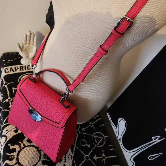 Guess Barbie Pink Cross Body Purse Handbag - Picture 2 of 5